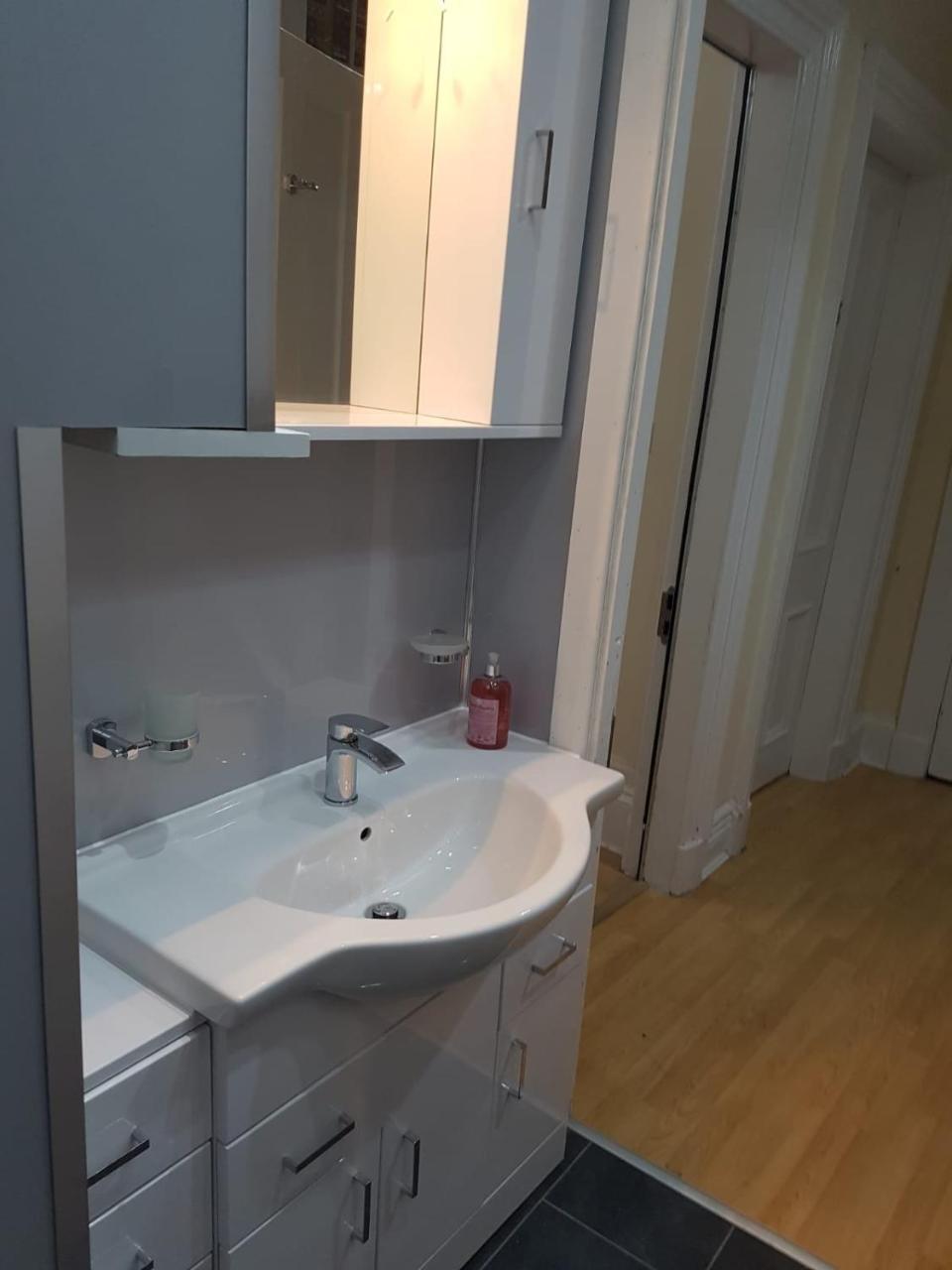 Bentinck Street Ground Floor Apartment Glasgow Dış mekan fotoğraf